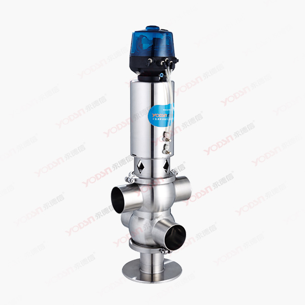 Double bottom anti mixing valve